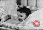 Immagine di Figli di combattenti United States USA, 1943, secondo 38 filmato di repertorio 65675054481