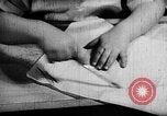 Immagine di Figli di combattenti United States USA, 1943, secondo 48 filmato di repertorio 65675054481