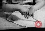 Immagine di Figli di combattenti United States USA, 1943, secondo 49 filmato di repertorio 65675054481