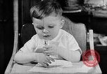 Immagine di Figli di combattenti United States USA, 1943, secondo 53 filmato di repertorio 65675054481