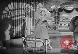 Immagine di Carole Landis United States USA, 1943, secondo 60 filmato di repertorio 65675054483