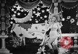 Immagine di Carole Landis United States USA, 1943, secondo 9 filmato di repertorio 65675054484