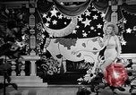 Immagine di Carole Landis United States USA, 1943, secondo 13 filmato di repertorio 65675054484