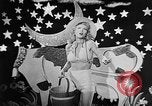 Immagine di Carole Landis United States USA, 1943, secondo 25 filmato di repertorio 65675054484