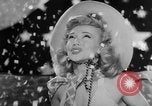 Immagine di Carole Landis United States USA, 1943, secondo 31 filmato di repertorio 65675054484