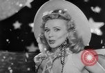 Immagine di Carole Landis United States USA, 1943, secondo 32 filmato di repertorio 65675054484