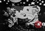 Immagine di Carole Landis United States USA, 1943, secondo 44 filmato di repertorio 65675054484