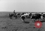 Standbild routinemäßige Aktivitäten Iowa United States USA, 1944, aus Sekunde 34 historischem Filmmaterial Videoclip 65675054495