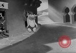 Standbild Private Snafu United States USA, 1944, aus Sekunde 53 historischem Filmmaterial Videoclip 65675054496