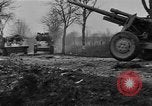 Image Soldats allemands en Bataille des Ardennes Seconde Guerre Mondiale Poteau Belgique, 1944, de la seconde 3 séquences d'archives historiques vidéo 65675054505