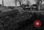 Image Soldats allemands en Bataille des Ardennes Seconde Guerre Mondiale Poteau Belgique, 1944, de la seconde 21 séquences d'archives historiques vidéo 65675054505