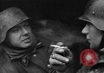 Image Soldats allemands en Bataille des Ardennes Seconde Guerre Mondiale Poteau Belgique, 1944, de la seconde 43 séquences d'archives historiques vidéo 65675054505