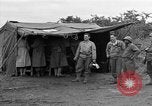 Standbild rote Kugel Konvoi Chartres Frankreich, 1944, aus Sekunde 11 historischem Filmmaterial Videoclip 65675054521