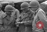 Standbild rote Kugel Konvoi Chartres Frankreich, 1944, aus Sekunde 47 historischem Filmmaterial Videoclip 65675054521