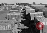 Standbild rote Kugel Konvoi Chartres Frankreich, 1944, aus Sekunde 6 historischem Filmmaterial Videoclip 65675054522