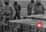 Standbild rote Kugel Konvoi Chartres Frankreich, 1944, aus Sekunde 27 historischem Filmmaterial Videoclip 65675054523