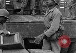 Standbild rote Kugel Konvoi Chartres Frankreich, 1944, aus Sekunde 38 historischem Filmmaterial Videoclip 65675054523
