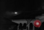 Standbild Ploiesti Öl Waldbrände von Bombardierung von 15 US Air Force Ploesti Rumänien, 1944, aus Sekunde 11 historischem Filmmaterial Videoclip 65675054527