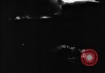 Standbild Ploiesti Öl Waldbrände von Bombardierung von 15 US Air Force Ploesti Rumänien, 1944, aus Sekunde 46 historischem Filmmaterial Videoclip 65675054527