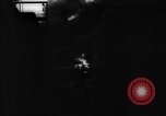 Standbild Ploiesti Öl Waldbrände von Bombardierung von 15 US Air Force Ploesti Rumänien, 1944, aus Sekunde 53 historischem Filmmaterial Videoclip 65675054527