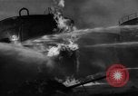 Standbild Ploesti Air Raid Brände Ploesti Rumänien, 1944, aus Sekunde 21 historischem Filmmaterial Videoclip 65675054528
