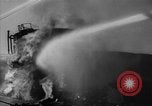Standbild Ploesti Air Raid Brände Ploesti Rumänien, 1944, aus Sekunde 48 historischem Filmmaterial Videoclip 65675054528