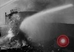 Standbild Ploesti Air Raid Brände Ploesti Rumänien, 1944, aus Sekunde 50 historischem Filmmaterial Videoclip 65675054528