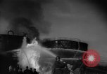 Standbild Ploesti Air Raid Brände Ploesti Rumänien, 1944, aus Sekunde 60 historischem Filmmaterial Videoclip 65675054528