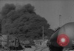 Standbild bombardiert Kesselwagen brennen in Ploiesti Ploesti Rumänien, 1944, aus Sekunde 20 historischem Filmmaterial Videoclip 65675054531