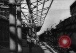 Image Travailleurs commencer la réparation et le nettoyage des installations ferroviaires Ploesti Ploesti Roumanie, 1944, de la seconde 20 séquences d'archives historiques vidéo 65675054532