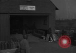 Standbild Benzin Kanister Wegberg Deutschland, 1945, aus Sekunde 3 historischem Filmmaterial Videoclip 65675054533