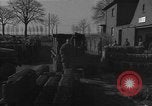 Standbild Benzin Kanister Wegberg Deutschland, 1945, aus Sekunde 25 historischem Filmmaterial Videoclip 65675054533