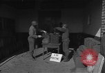 Standbild Benzin Kanister Wegberg Deutschland, 1945, aus Sekunde 51 historischem Filmmaterial Videoclip 65675054533