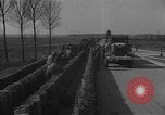 Standbild Benzin Kanister Wegberg Deutschland, 1945, aus Sekunde 6 historischem Filmmaterial Videoclip 65675054534