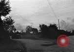 Immagine di Sfera rossa Express Saint Lo Francia, 1944, secondo 30 filmato di repertorio 65675054538