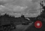 Immagine di Sfera rossa Express Saint Lo Francia, 1944, secondo 36 filmato di repertorio 65675054538