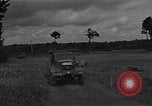 Immagine di Sfera rossa Express Saint Lo Francia, 1944, secondo 59 filmato di repertorio 65675054538