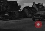 Immagine di Sfera rossa Express Saint Lo Francia, 1944, secondo 30 filmato di repertorio 65675054542