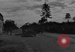 Immagine di Sfera rossa Express Saint Lo Francia, 1944, secondo 37 filmato di repertorio 65675054542
