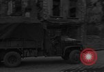 Immagine di Sfera rossa Express Saint Lo Francia, 1944, secondo 56 filmato di repertorio 65675054542