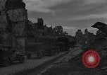 Immagine di Sfera rossa Express Saint Lo Francia, 1944, secondo 62 filmato di repertorio 65675054542