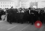 Immagine di Tumulti e dimostrazioni Corea, 1960, secondo 54 filmato di repertorio 65675054563