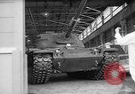 Standbild M-60 Medium Tank Delaware United States USA, 1960, aus Sekunde 10 historischem Filmmaterial Videoclip 65675054566