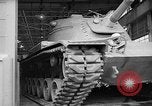 Standbild M-60 Medium Tank Delaware United States USA, 1960, aus Sekunde 14 historischem Filmmaterial Videoclip 65675054566