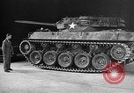 Standbild Drehstabfederung United States USA, 1944, aus Sekunde 7 historischem Filmmaterial Videoclip 65675054569