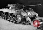 Standbild Drehstabfederung United States USA, 1944, aus Sekunde 34 historischem Filmmaterial Videoclip 65675054569