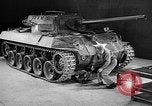 Standbild Drehstabfederung United States USA, 1944, aus Sekunde 35 historischem Filmmaterial Videoclip 65675054569