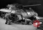 Standbild Drehstabfederung United States USA, 1944, aus Sekunde 61 historischem Filmmaterial Videoclip 65675054569