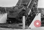 Standbild Britische Centurion Mk 3 Vereinigtes Königreich, 1953, aus Sekunde 17 historischem Filmmaterial Videoclip 65675054571