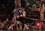 Standbild USA Soldat Panama, 1969, aus Sekunde 7 historischem Filmmaterial Videoclip 65675054580